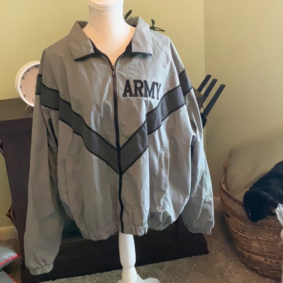 Men’s Size Medium IPFU Army Zip Up Jacket, Excellent Condition! - Picture 1 of 5